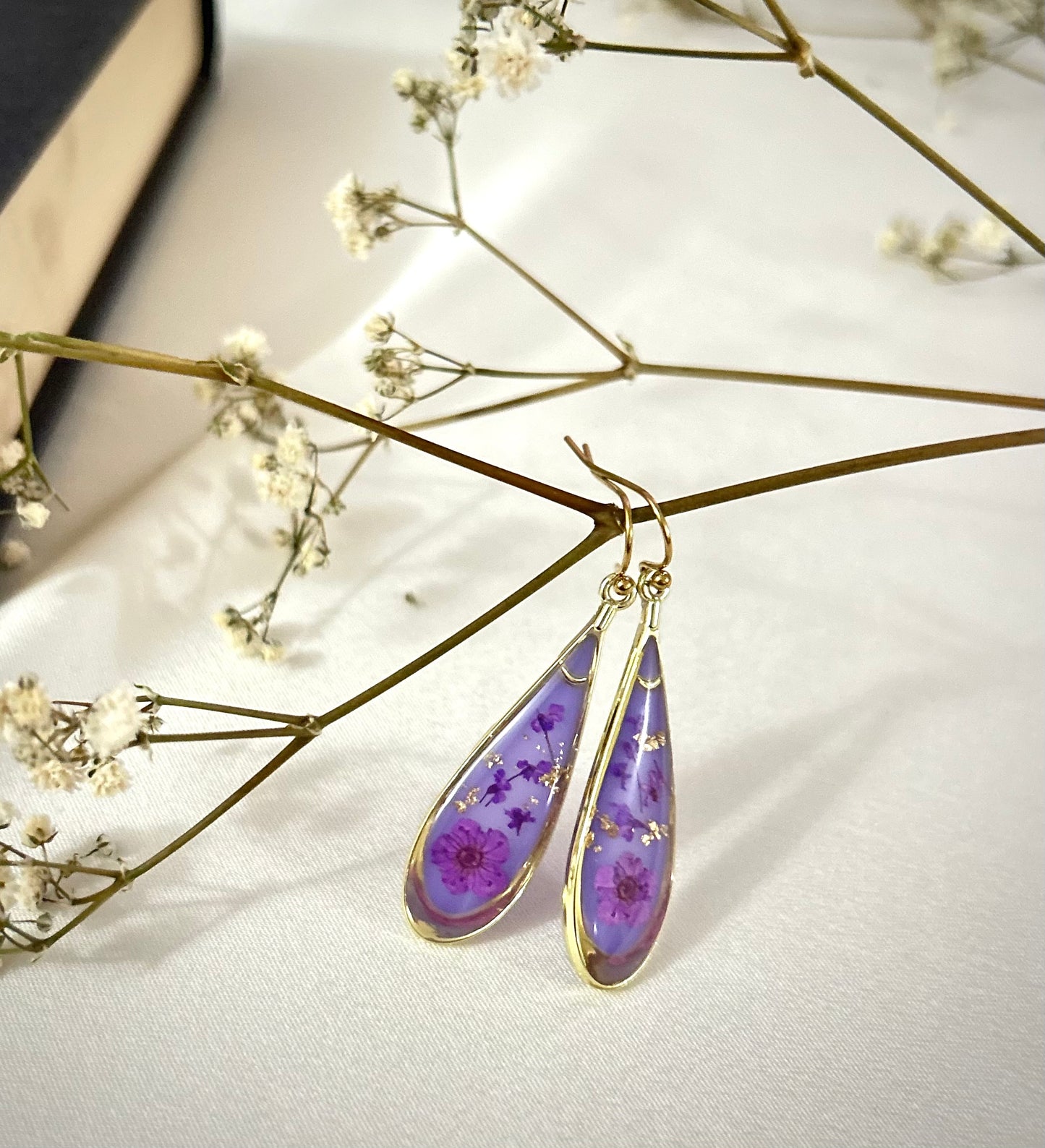 Lavender Lace Earring