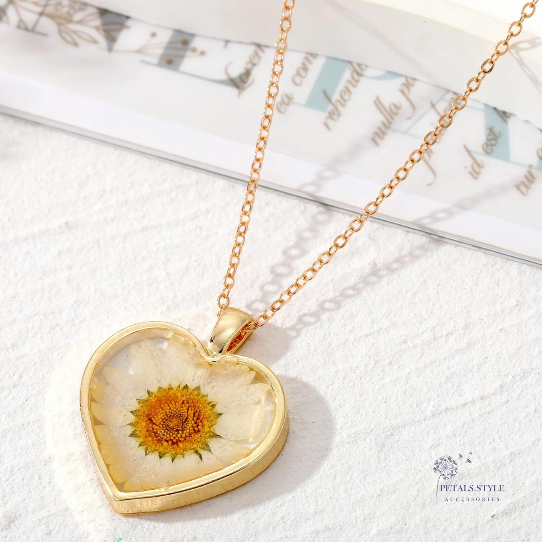 Daisy-flowers-Love-Necklace.jpg